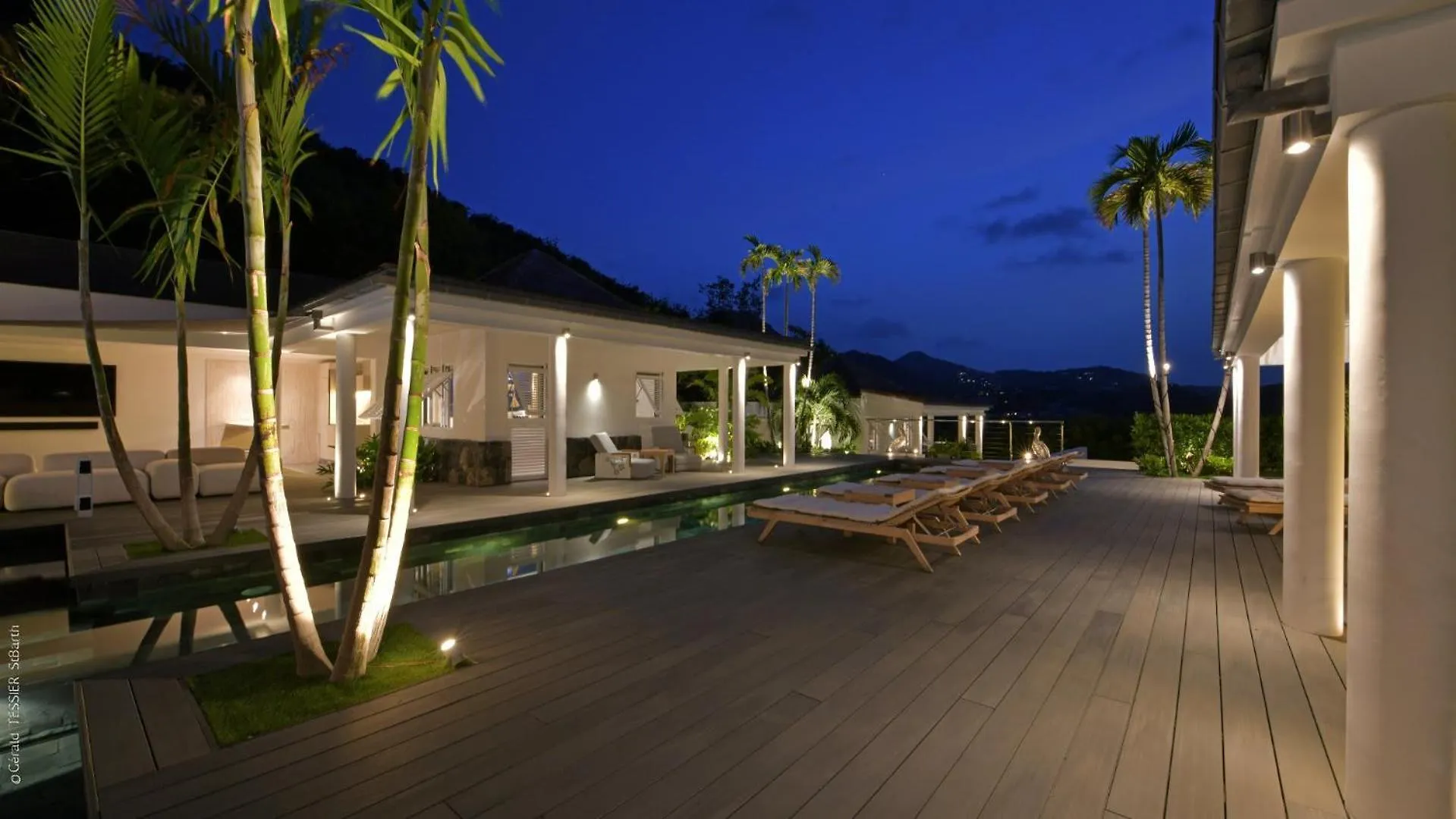 Modern Villa With Two Swimming Pools Petit Cul-de-Sac 0*,
