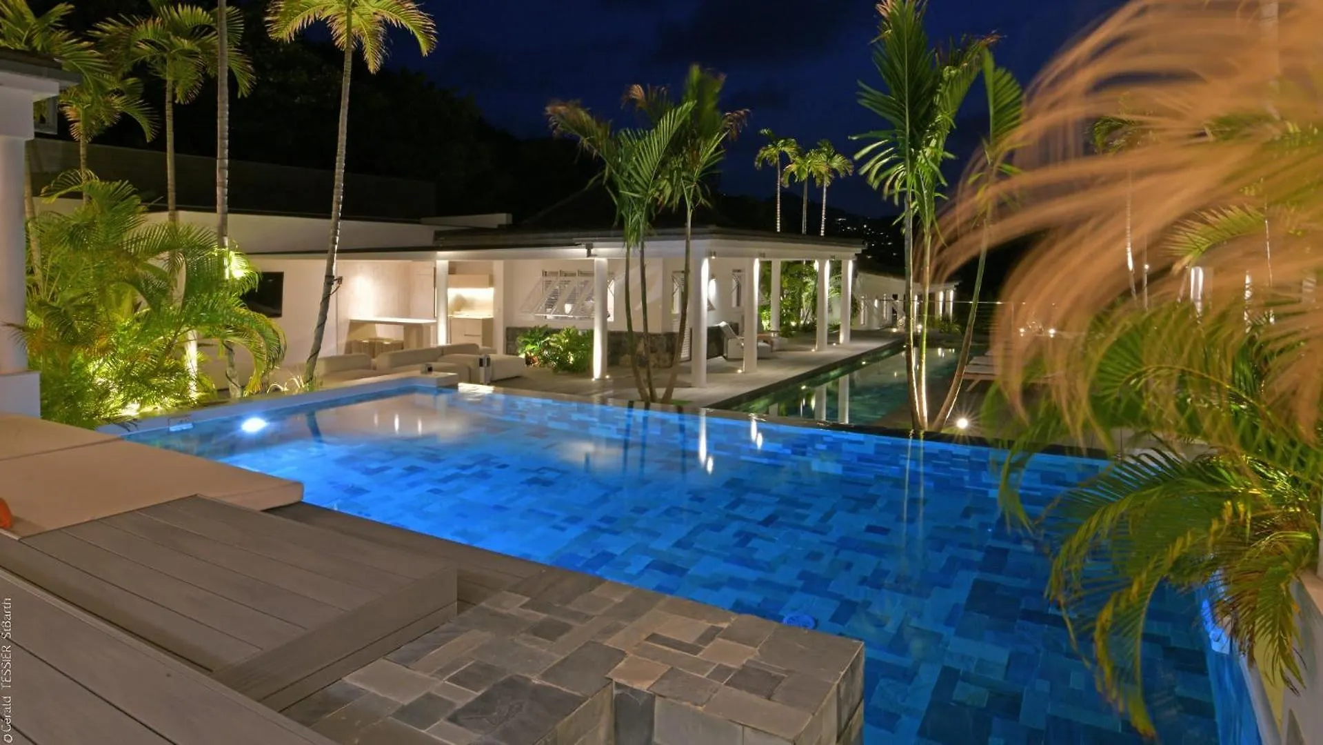 Modern Villa With Two Swimming Pools Petit Cul-de-Sac