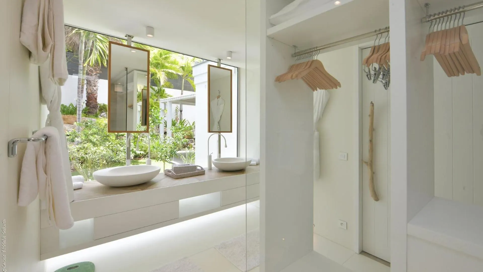 Modern Villa With Two Swimming Pools Petit Cul-de-Sac